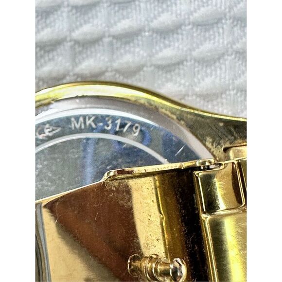 MICHAEL KORS MK3179 Women Slim Runaway Gold tone Watch W120 - Picture 4 of 6